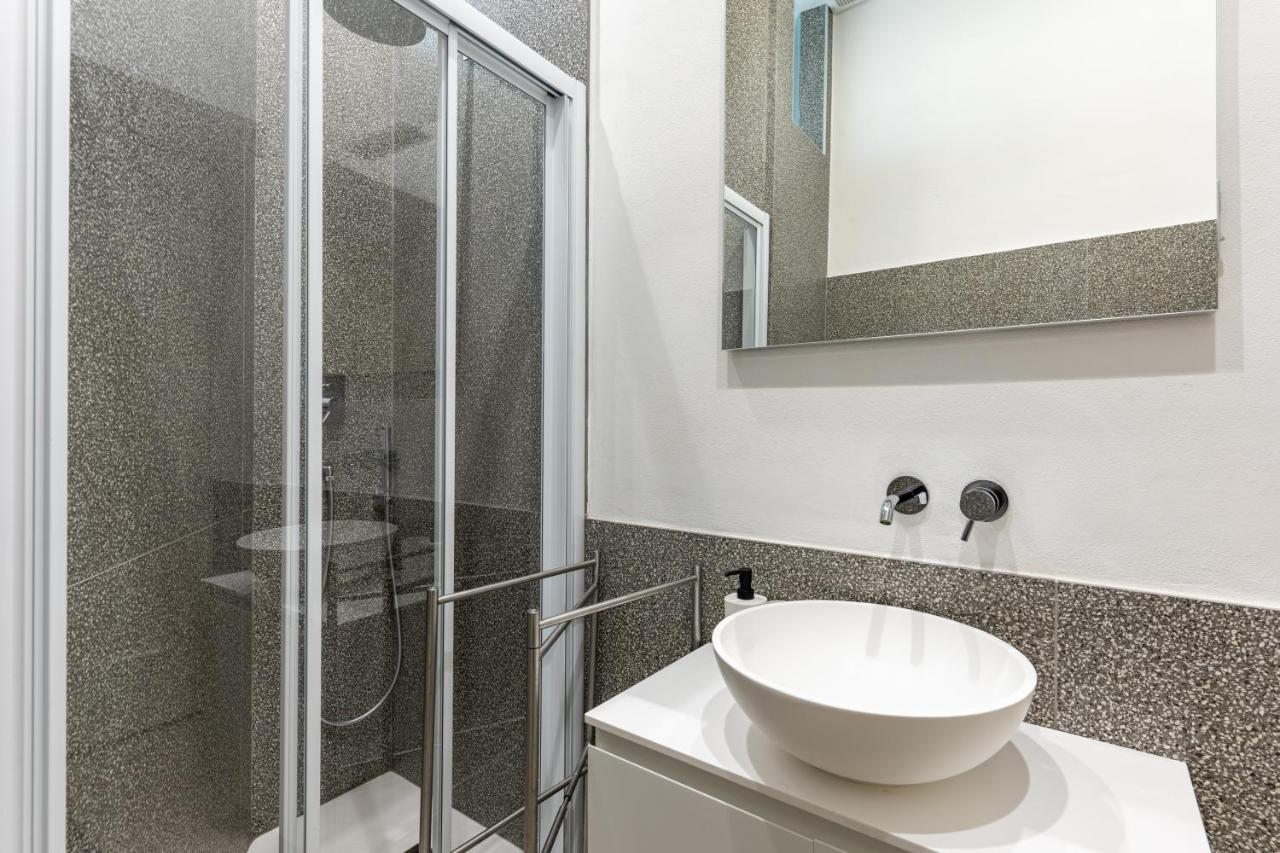 Lago Design Guest House - Como Center Extérieur photo